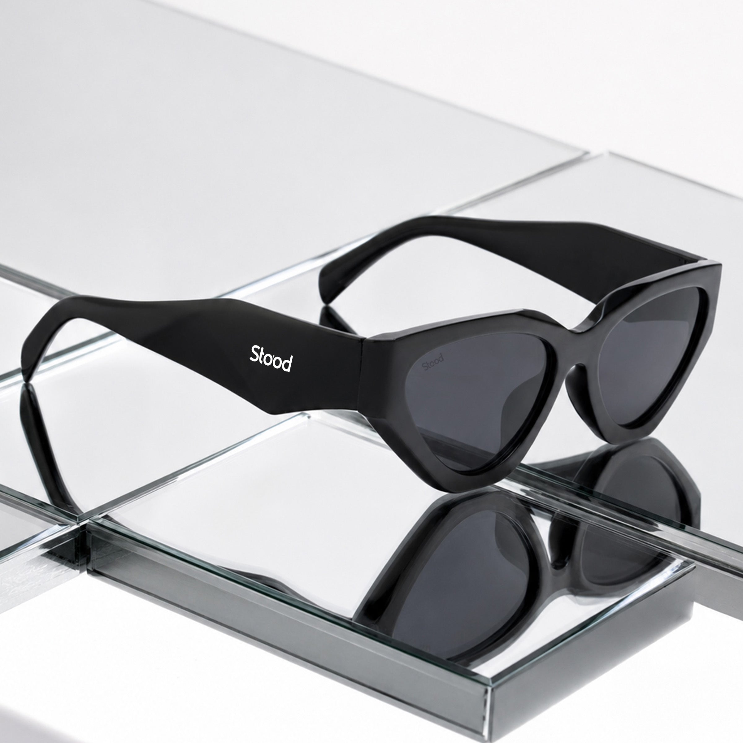 Stood Black Cat-Eye UV Protected Sunglasses For Men & Women - SG-STD0035-C1