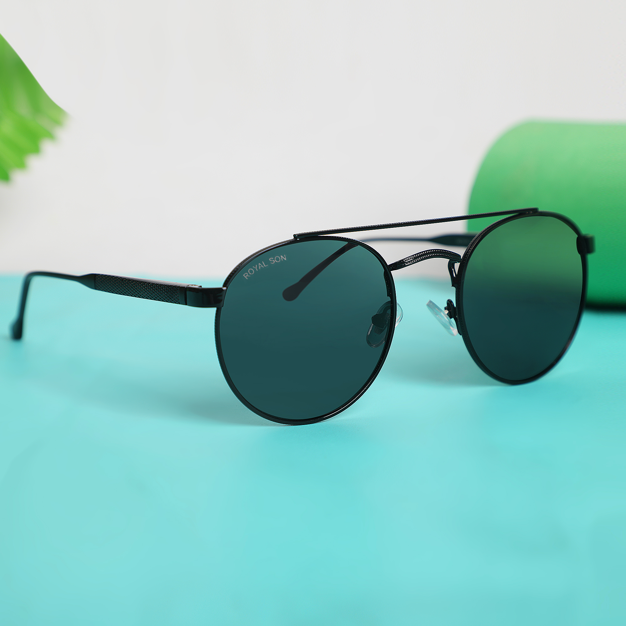 5 Best Polarized Sunglasses for Men in 2024: Shine On-nextbuild.com.vn
